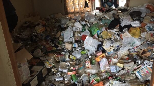 どこまでが汚部屋？ゴミ屋敷？その定義と境界線とは？